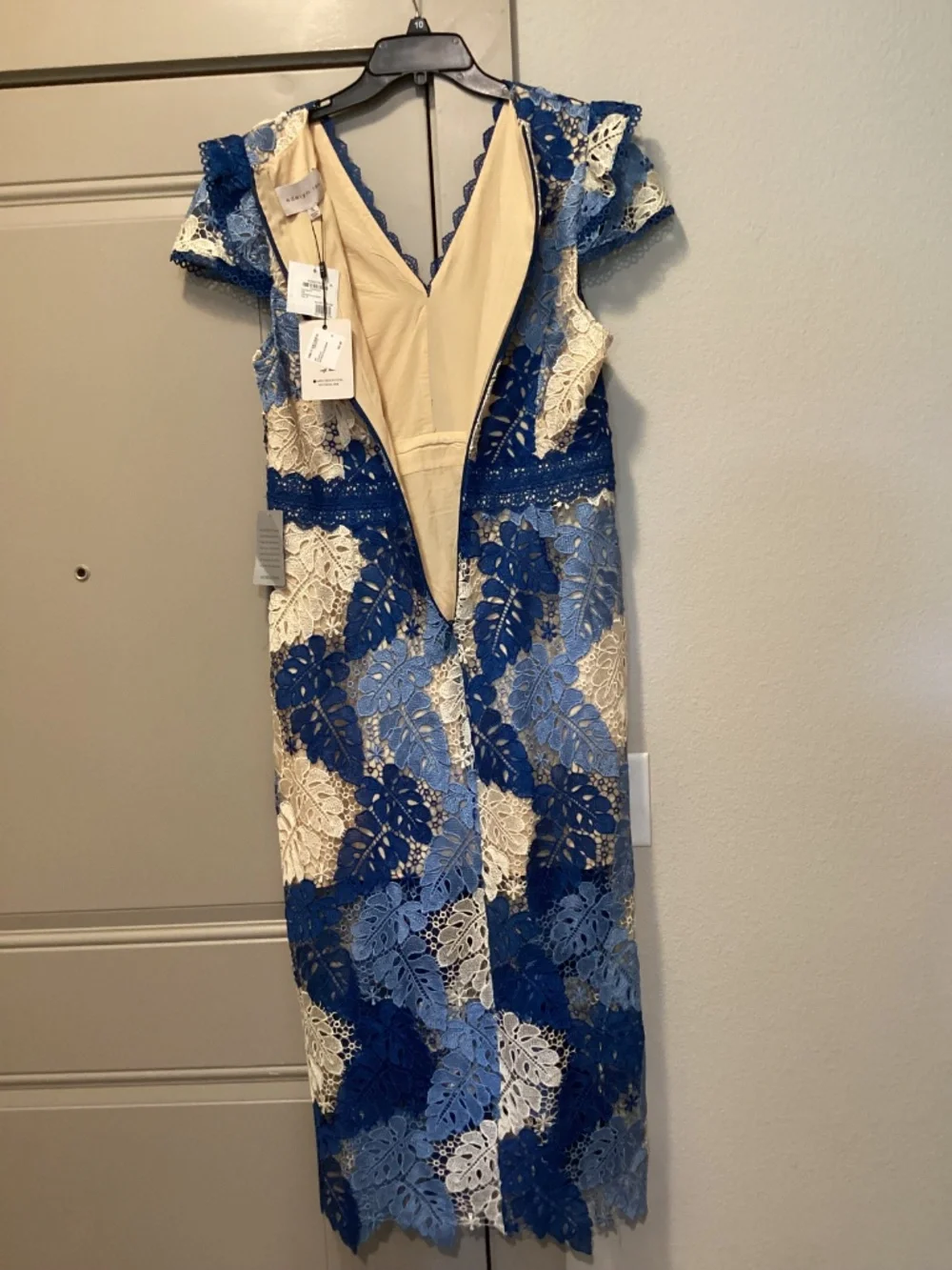 Adelyn Rae Adeline Palm Lace Midi Dress, size XL - Picture 9 of 12
